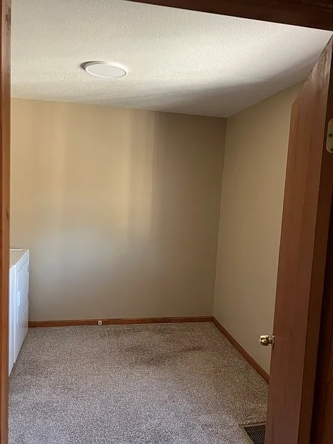 2 bed, 660 sqft, $750 — Photo 4