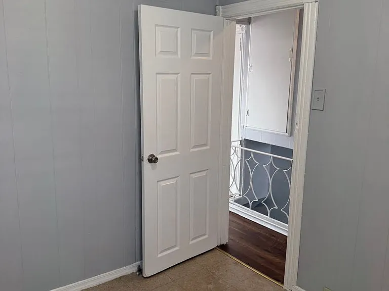 5753 N Beechwood St — Photo 22
