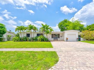 9410 SW 53rd St, Miami, FL 33165