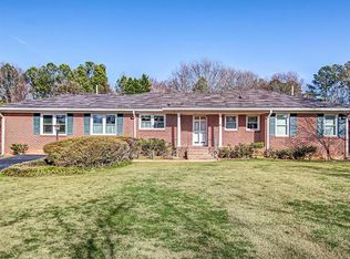 115 Shadburn Ferry Rd, Buford, GA 30518