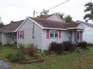 204 N Main St, Belle Rive, IL 62810