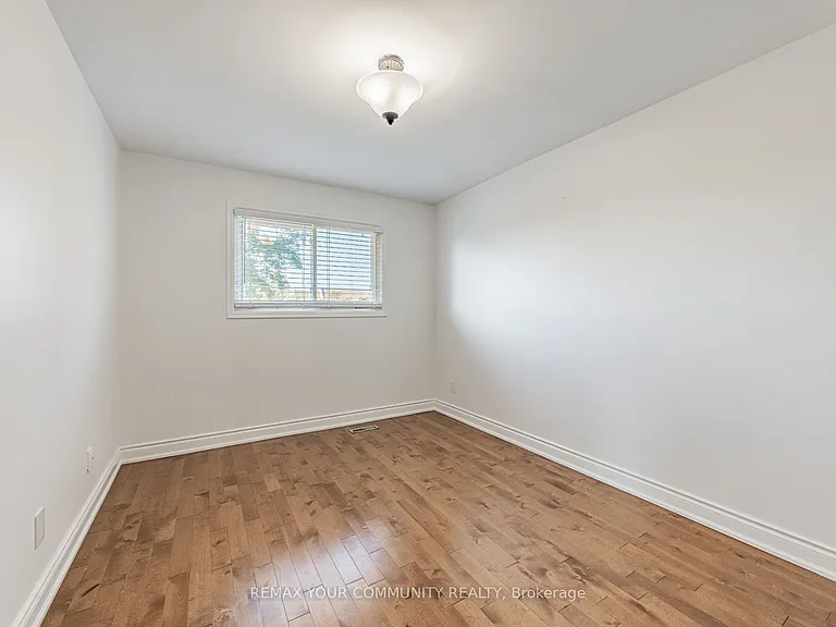 14 Roseville Dr — Photo 20
