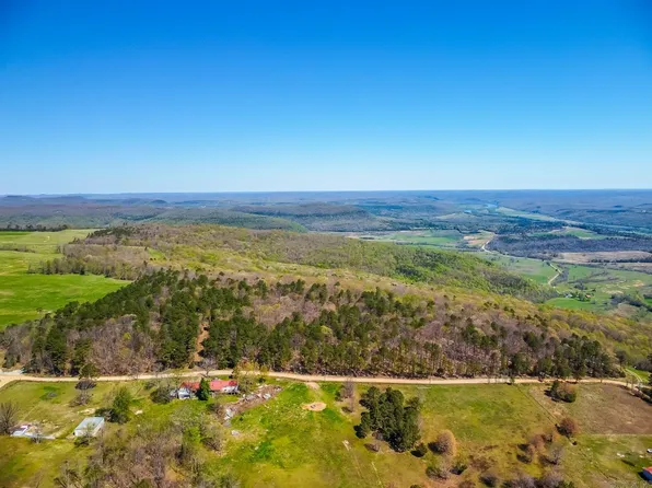 488 Haywood Ln, Mountain View, AR 72560