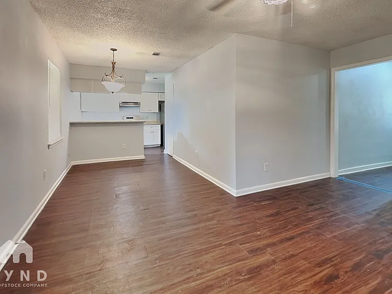 8466 Gallahad St — Photo 4