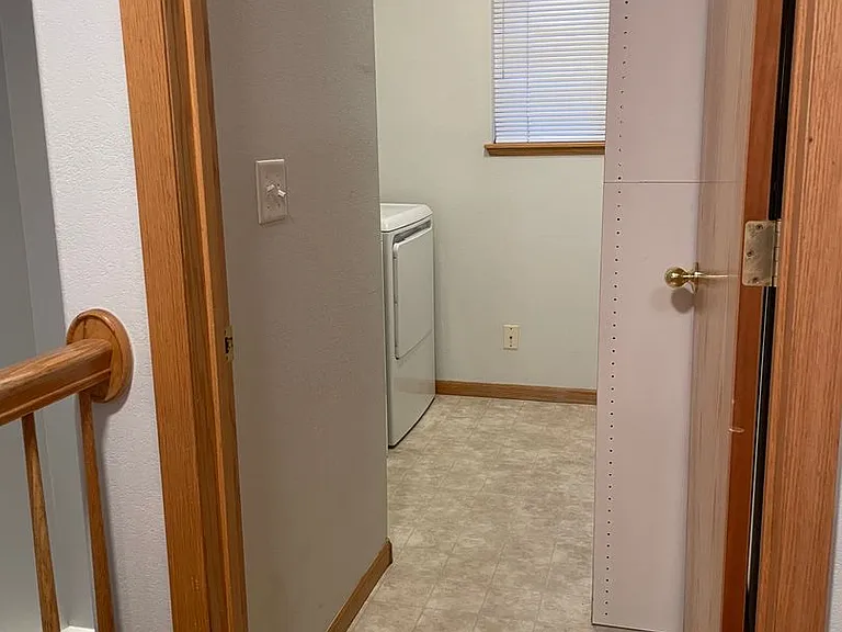 124 Rock Bridge Dr — Photo 8