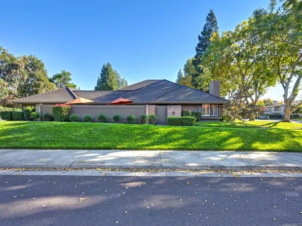 2101 Gold Rush Dr, Gold River, CA 95670