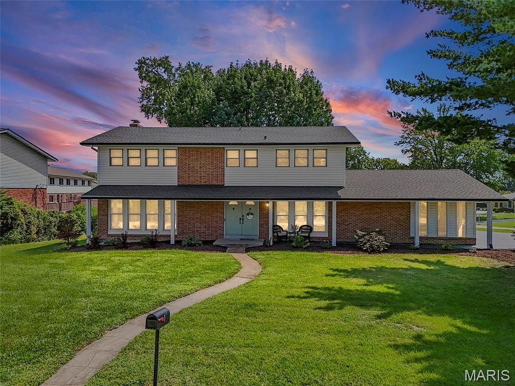 1 Oakland Hills Dr — Four Seasons Country Club