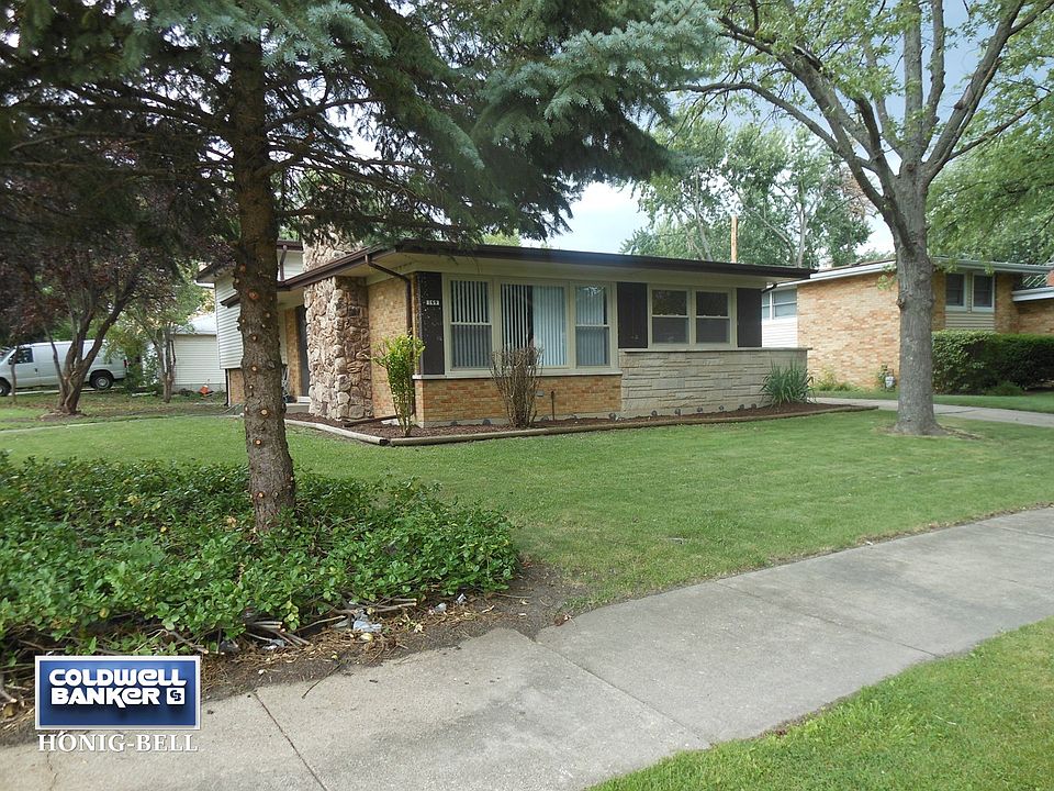 1st image of 169 W Elmwood Dr