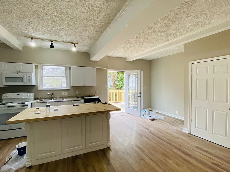 3508 Decatur St — Photo 12