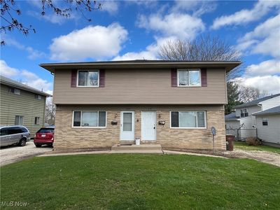 697 Silver Meadows Dr, Kent, OH, 44240