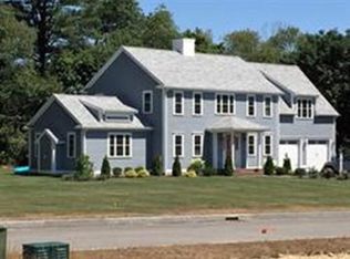 16 Wood Hollow Way, Hanover, MA 02339