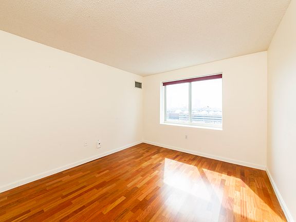 3rd image of 8-12 Museum Way Unit 1022