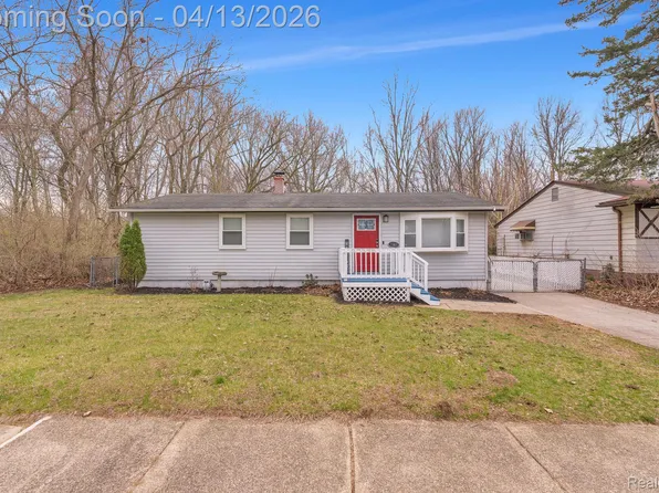 35815 Cypress St, Romulus, MI 48174