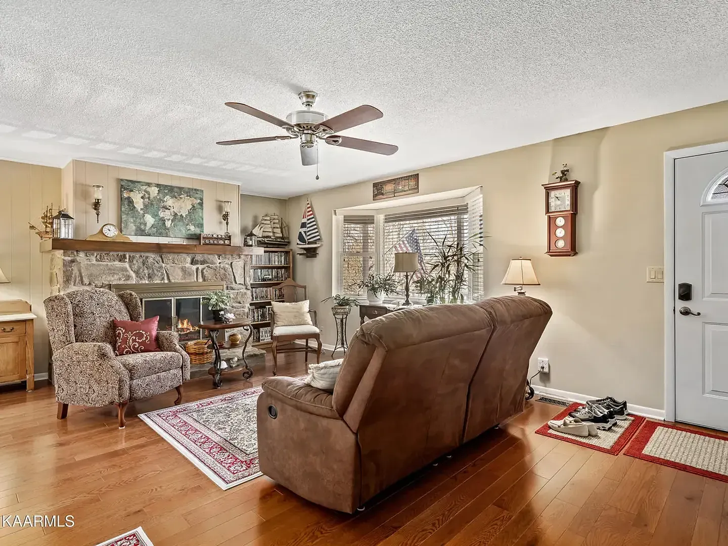 Unfurnished 2 bedroom / 2 bath home in beautiful Fairfield Glade Community One year lease available — Photo 2