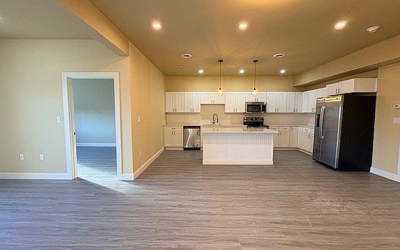 3rd image of 257 Washington Ave #16