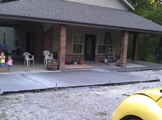 536 Rainbow Valley Dr, Highlandville, MO 65669