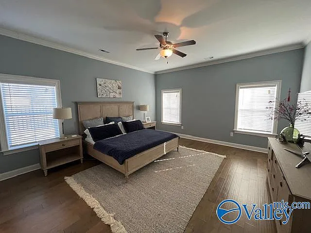 101 Willow Lake Cir SW — Photo 11