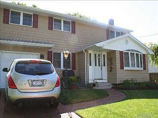 2nd image of 21 Galaxie Ln