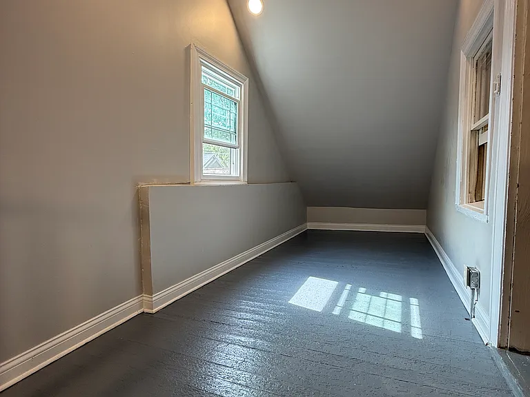 3255 N Kenneth Ave #H — Photo 25