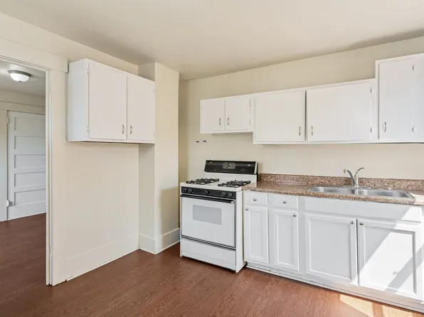 270 15th Street, 270 15th St #3, Ambridge, PA 15003