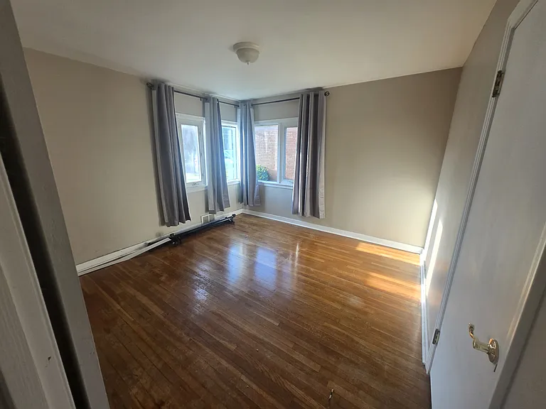 3602 Knape St — Photo 3