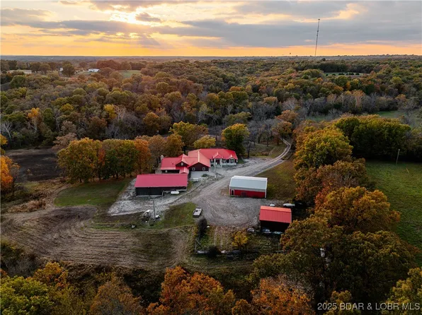 14613 Old Marvin Rd, Versailles, MO 65084