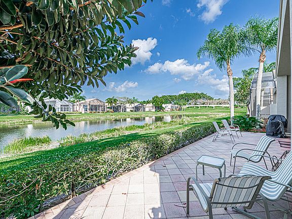 3rd image of 8179 Seahorse Cove Blvd