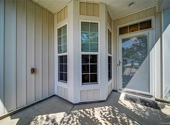 3rd image of 23189 Whimbrel Cir