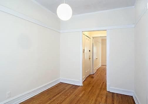 2nd image of 5054 N Kenmore Ave APT 7