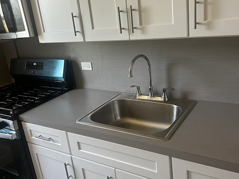 1461 Shore Pkwy #2H — Photo 1