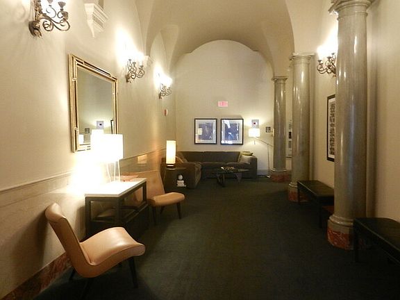 3rd image of 160 Wall St #L-204