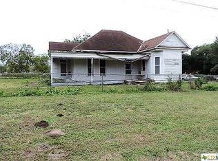 91 Flato St, Westhoff, TX 77994