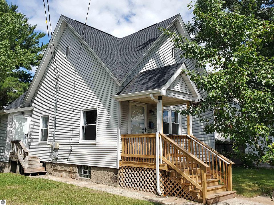 1st image of 514 Aldrich St