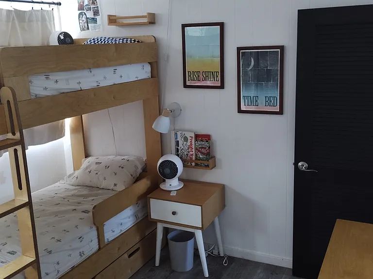 bedroom with bunkbed