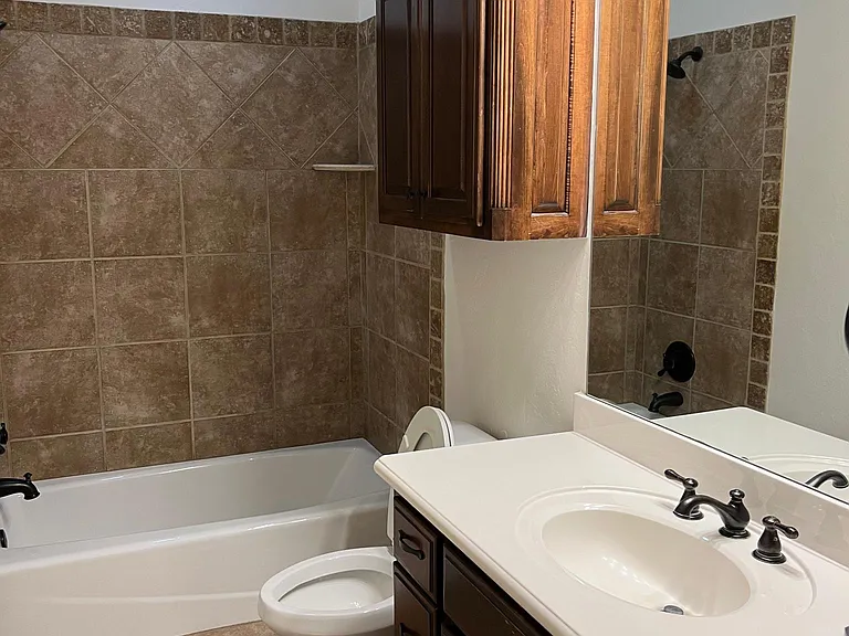 5617 NW 125th Ct — Photo 9