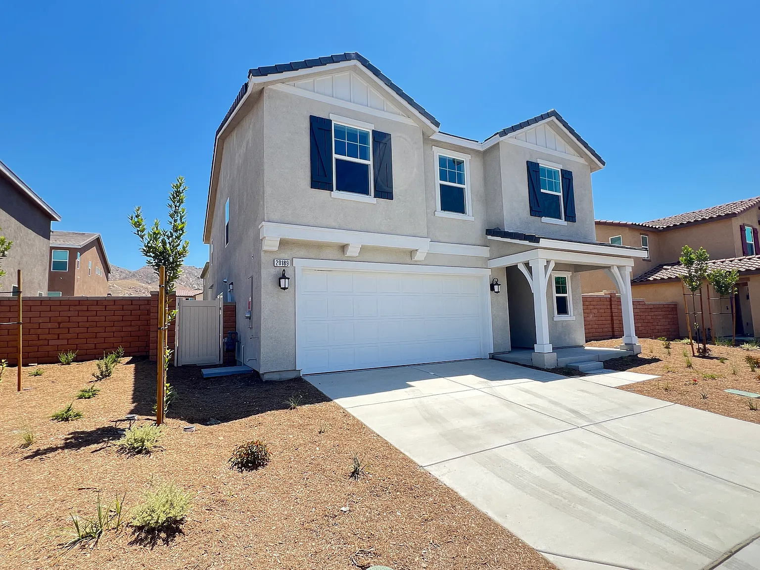 6 bed, 4792 sqft, $4,500 — Photo 3