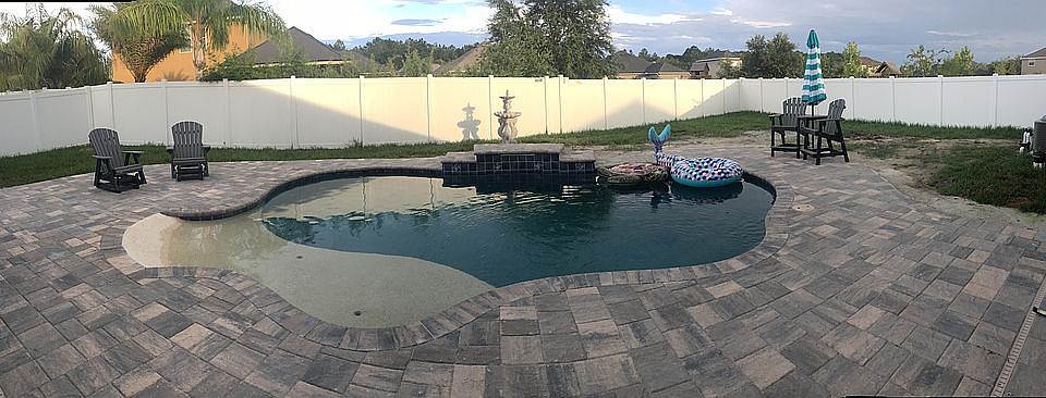 2nd image of 416 Porta Rosa Cir