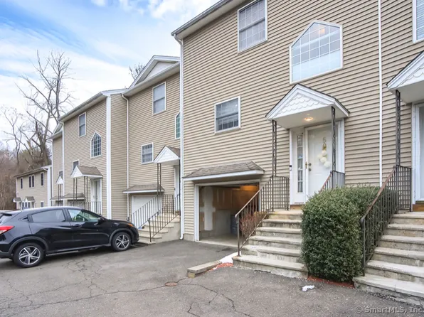 190 New Haven Avenue #5, Derby, CT 06418