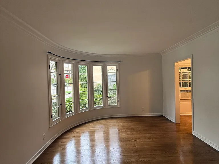 1660 Lyman Pl #2 — Photo 11