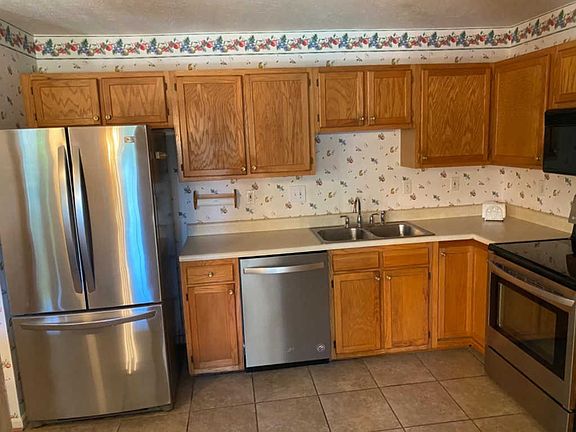 3rd image of 8752 Carrousel Park Cir Unit 105