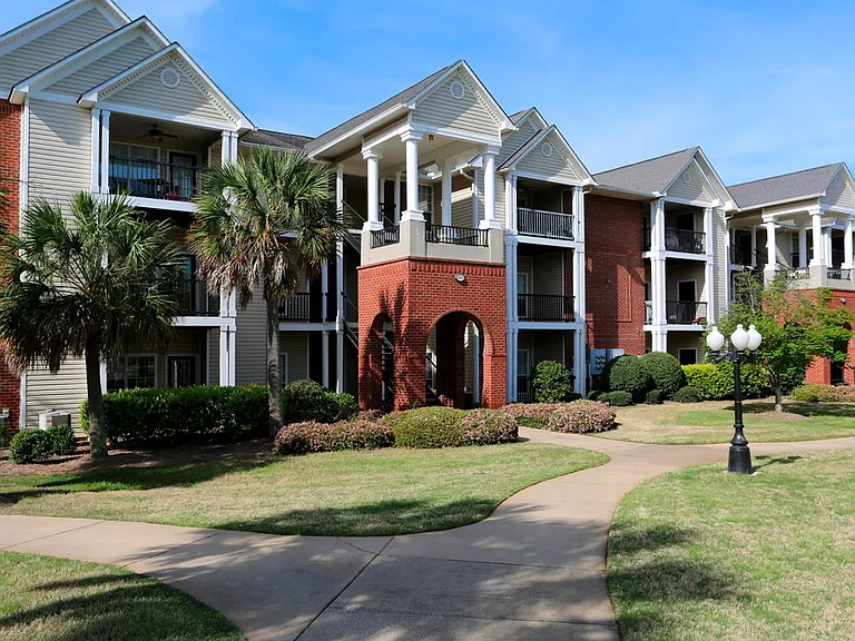 Anthos at Lexington Place — Photo 39