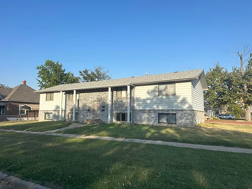 1404 Hubbard St Photo 1