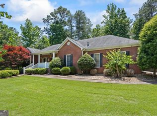 204 W Lake Cv, McDonough, GA