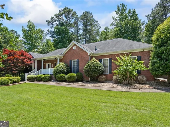 204 W Lake Cv, McDonough, GA 30252