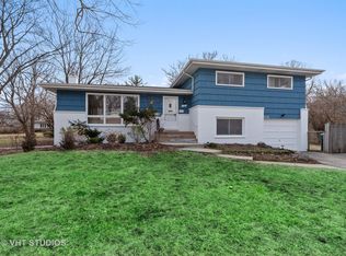609 Indian Hill Rd, Deerfield, IL 60015
