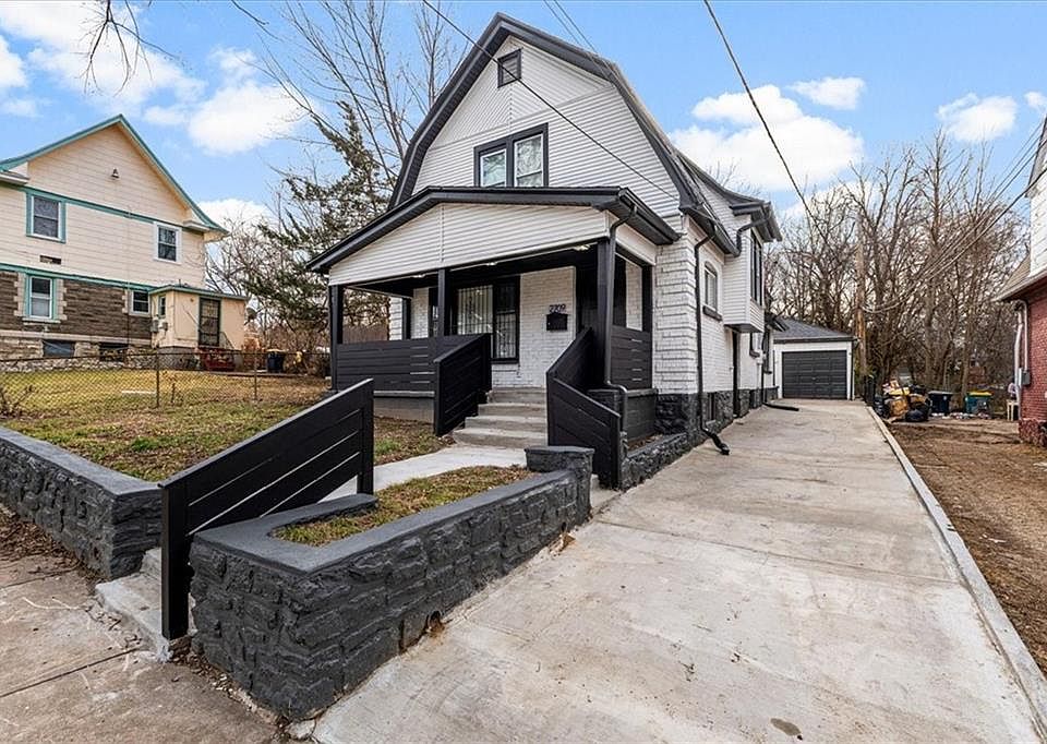 1st image of 2709 E 25th St