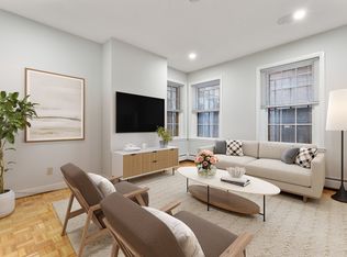 59 W Cedar St #2, Boston, MA 02114