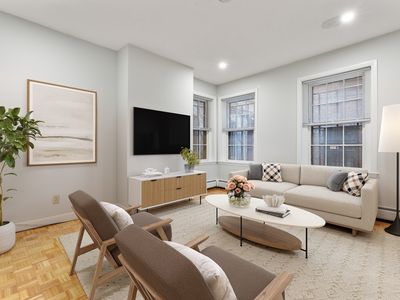 59 W Cedar St #2, Boston, MA, 02114