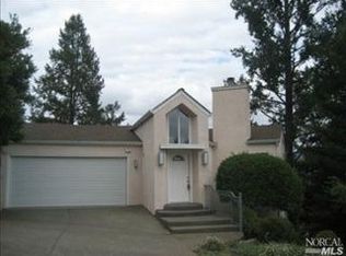 105 Massimo Cir, Santa Rosa, CA 95404