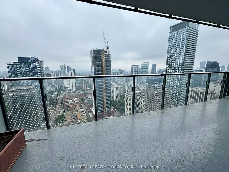 11 Wellesley St W #3113 — Photo 13